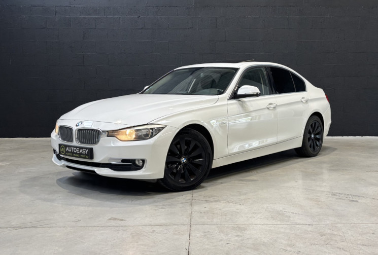 BMW Série 3 F30 318d BVA / TOIT PANO OUVRANT / ATTELAGE ÉLEC. / ACCÈS CONFORT / CHAÎNE CHANGÉE