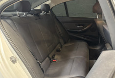 BMW Série 3 F30 318d BVA / TOIT PANO OUVRANT / ATTELAGE ÉLEC. / ACCÈS CONFORT / CHAÎNE CHANGÉE