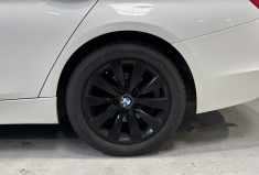 BMW Série 3 F30 318d BVA / TOIT PANO OUVRANT / ATTELAGE ÉLEC. / ACCÈS CONFORT / CHAÎNE CHANGÉE
