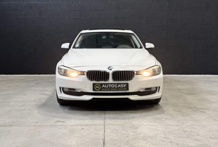 BMW Série 3 F30 318d BVA / TOIT PANO OUVRANT / ATTELAGE ÉLEC. / ACCÈS CONFORT / CHAÎNE CHANGÉE