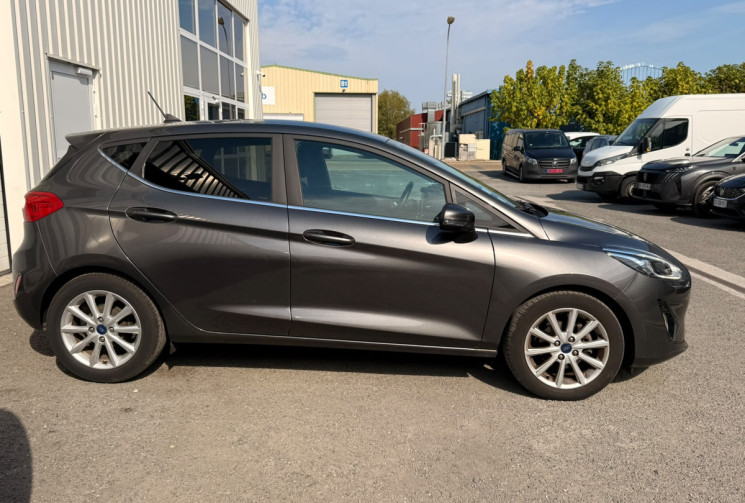 Ford Fiesta VII 5 portes 1.0 SCTi S&S 100 CV * Boîte auto * Clim * Carplay