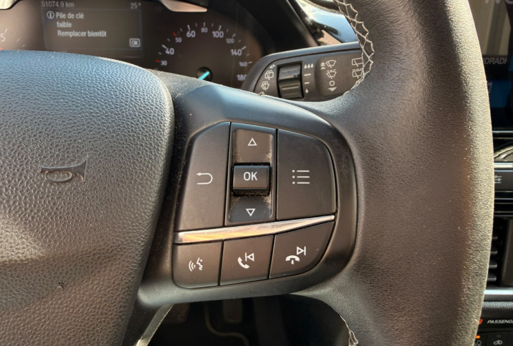 Ford Fiesta VII 5 portes 1.0 SCTi S&S 100 CV * Boîte auto * Clim * Carplay