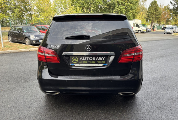 Mercedes Classe B  180 D AMG Line
