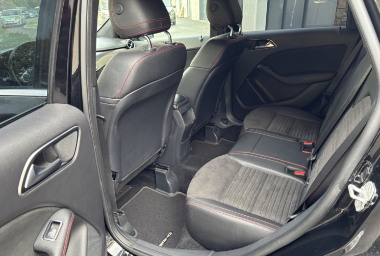 Mercedes Classe B  180 D AMG Line