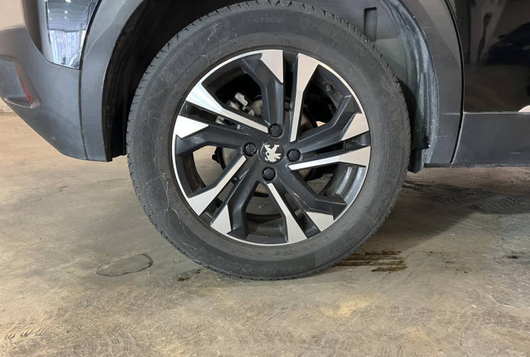 Peugeot 2008  1.5 BLUE-HDI EAT8 130 ALLURE / ENTRETIEN PEUGEOT