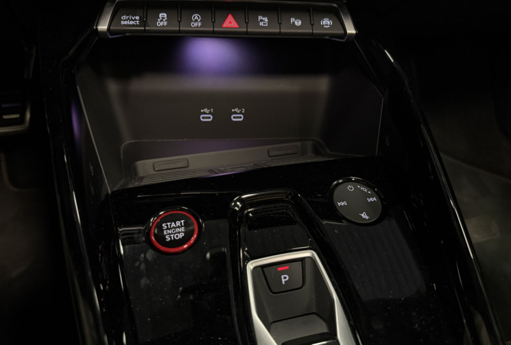 Audi RS3 SPORTBACK 2.5 TFSI 400 • GRIS NARDO • BAQUETS • SONOS • MATRIX LED • 280 km/h •