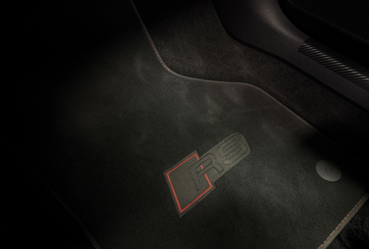 Audi RS3 SPORTBACK 2.5 TFSI 400 • GRIS NARDO • BAQUETS • SONOS • MATRIX LED • 280 km/h •