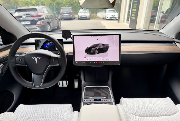 Tesla Model Y Performance 514 ch AWD DUAL MOTOR Maximum Range / Full Black / Ecran Carplay / 