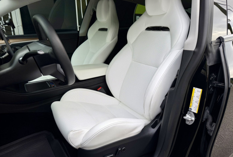 Tesla Model Y Performance 514 ch AWD DUAL MOTOR Maximum Range / Full Black / Ecran Carplay / 