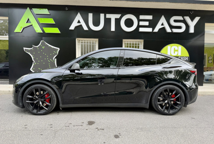 Tesla Model Y Performance 514 ch AWD DUAL MOTOR Maximum Range / Full Black / Ecran Carplay / 