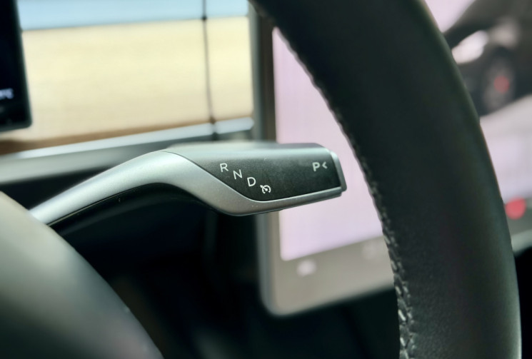 Tesla Model Y Performance 514 ch AWD DUAL MOTOR Maximum Range / Full Black / Ecran Carplay / 