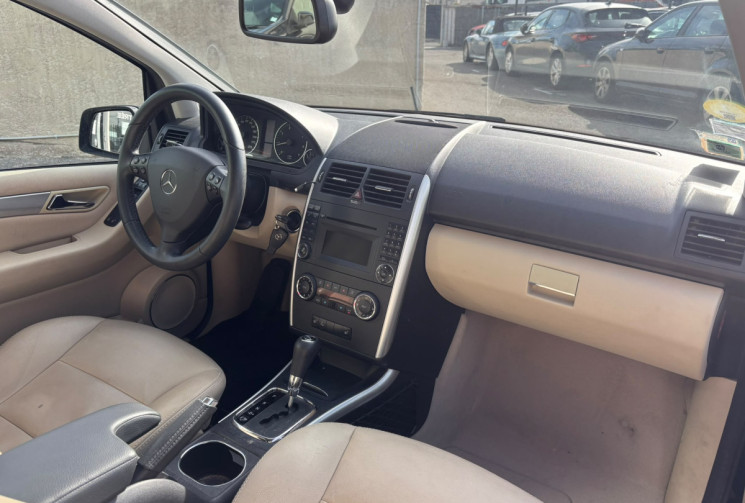 Mercedes Classe A 150 95 CV AVANTGARDE / BOITE AUTO / EXCELLENT ÉTAT / 89000 KMS D'ORIGINE
