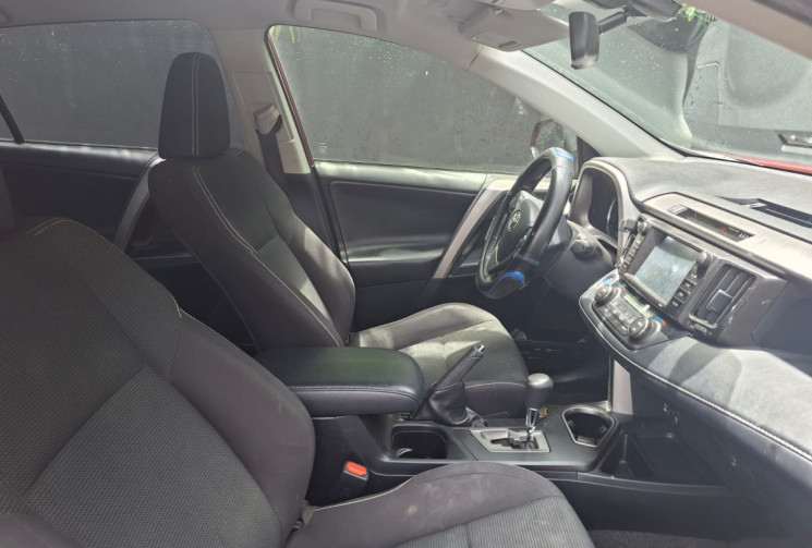 Toyota RAV4 toyota rav4 IV Phase 2 2.5 VVTi 16V 197 Hybrid 4WD 