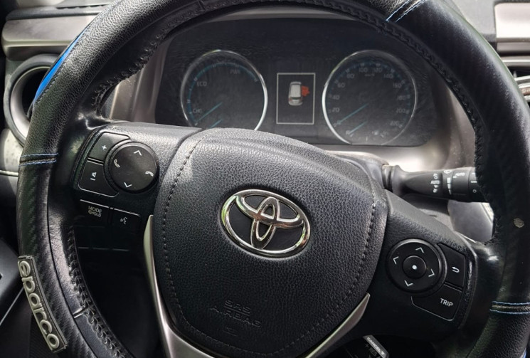 Toyota RAV4  2.5 VVTi 16V 197 Hybrid 4WD 