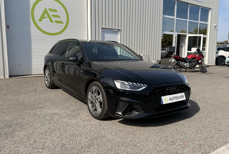 Audi A4 Avant Competition 40 TFSI 204 S tronic – Pack son BO - Pack Black - noir Mythic 