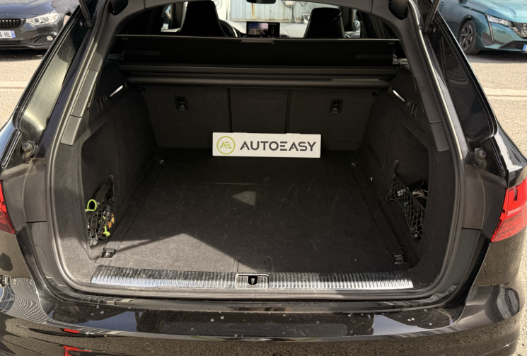 Audi A4 Avant Competition 40 TFSI 204 S tronic – Pack son BO - Pack Black - noir Mythic 