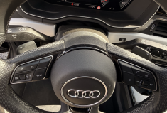 Audi A4 Avant Competition 40 TFSI 204 S tronic – Pack son BO - Pack Black - noir Mythic 