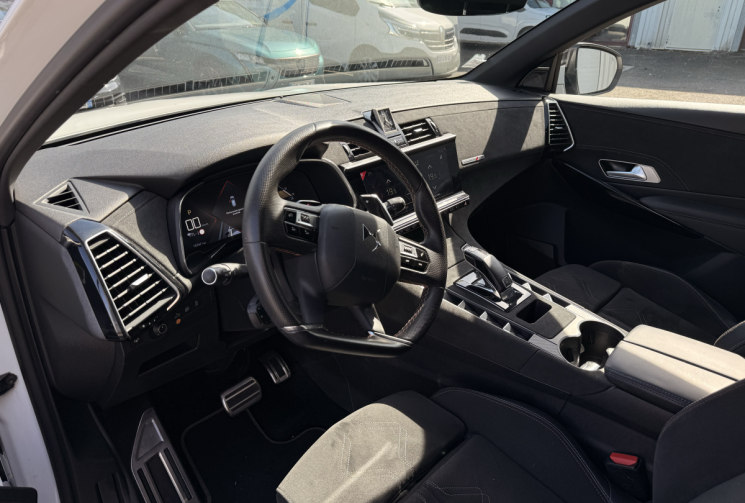 DS DS 7 Crossback 180ch Performance Line * régulateur adaptatif * carplay * excellent état *