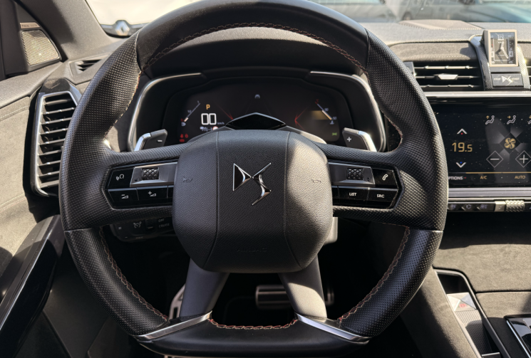 DS DS 7 Crossback 180ch Performance Line * régulateur adaptatif * carplay * excellent état *