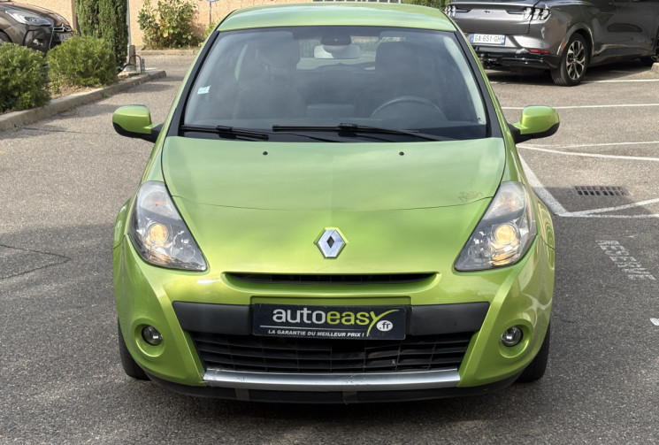 Renault Clio 3 1.6 112 ch AUTHENTIQUE / ENTRETIEN COMPLET / BVA /  KIT DE DISTRIBUTION NEUVE