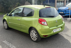 Renault Clio 3 1.6 112 ch AUTHENTIQUE / ENTRETIEN COMPLET / BVA /  KIT DE DISTRIBUTION NEUVE
