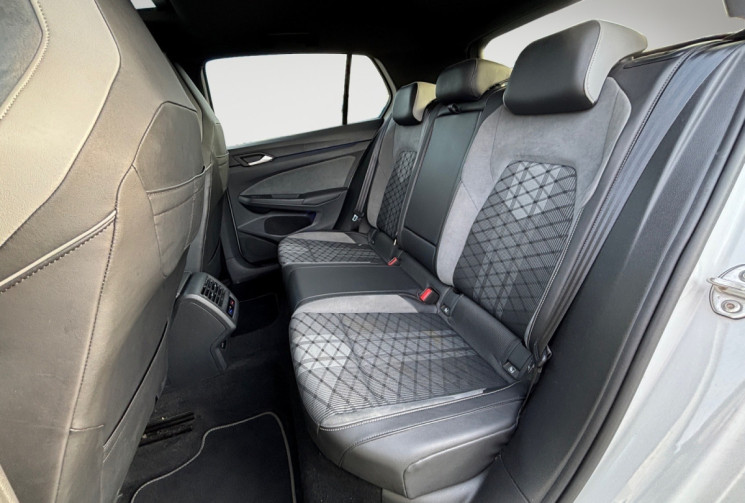 Volkswagen Golf 2.0 TDi 150ch  DSG7 - RLINE / TOIT OUVRANT / CARPLAY