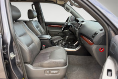 Toyota Land Cruiser KDJ120 SERIES 3.0 D-4D LOUNGE BVA - 8 PLACES / ATTELAGE 