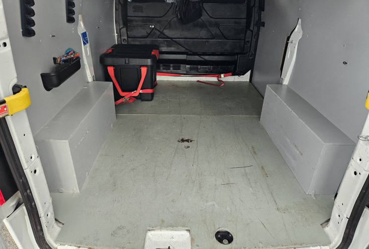 Ford TRANSIT CUSTOM FG 2.0 TDCI 130 TREND BUSINESS BVM