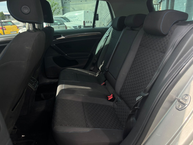 Volkswagen Golf 1.6 TDI 115 CONNECT PHASE 2 / APPLE CAR PLAY / SUIVIE / RÉVISÉE / FRANCAISE