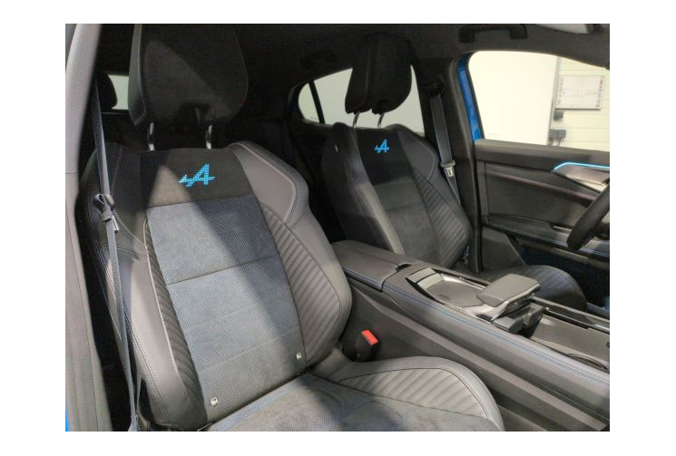 Renault RAFALE esprit Alpine E-Tech full hybrid 200 ch Bleu sommet / toit noir