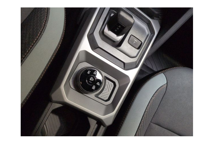 Dacia DUSTER III Extreme Hybrid-G 150 4x4 Gris Schiste