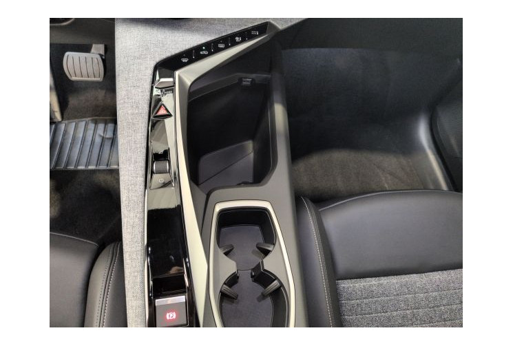 Peugeot 3008 III Allure Hybrid 145 e-DCS6 Blanc Okénite