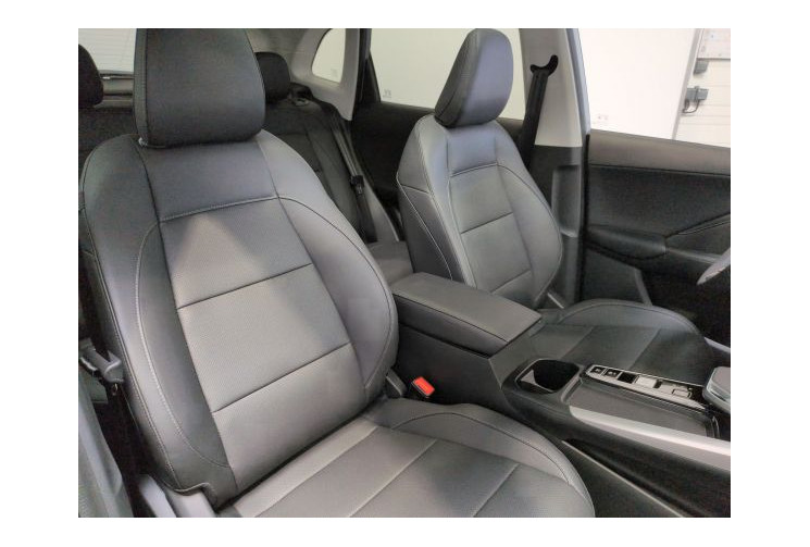 Mg ZS III Luxury 1.5 L Hybrid+ 197 ch Cosmic Silver