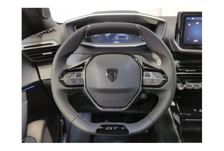 Peugeot 2008 II GT Hybrid 145 e-DCS6 Blanc Okénite /Toit noir