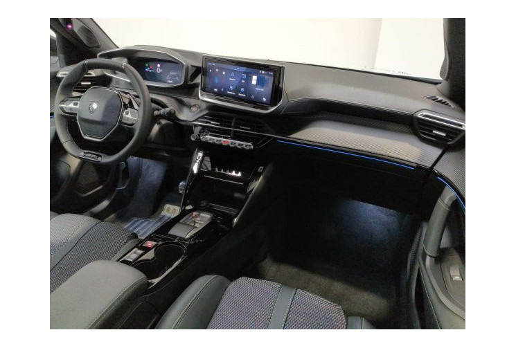 Peugeot 2008 II GT Hybrid 145 e-DCS6 Blanc Okénite /Toit noir