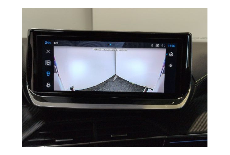Peugeot 2008 II GT Hybrid 145 e-DCS6 Blanc Okénite /Toit noir