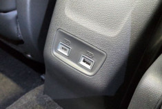 Peugeot 2008 II GT Hybrid 145 e-DCS6 Blanc Okénite /Toit noir