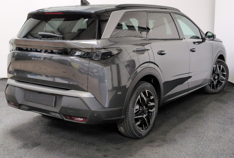 Peugeot 5008 III GT Hybrid 145 ch e-DCS6 Gris Titan/Toit Noir
