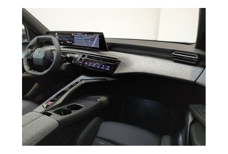 Peugeot 5008 III GT Hybrid 145 ch e-DCS6 Gris Titan/Toit Noir