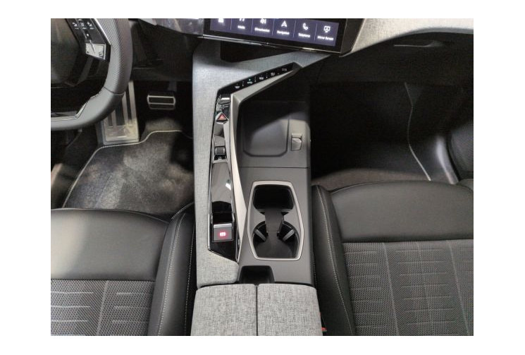 Peugeot 5008 III GT Hybrid 145 ch e-DCS6 Gris Titan/Toit Noir