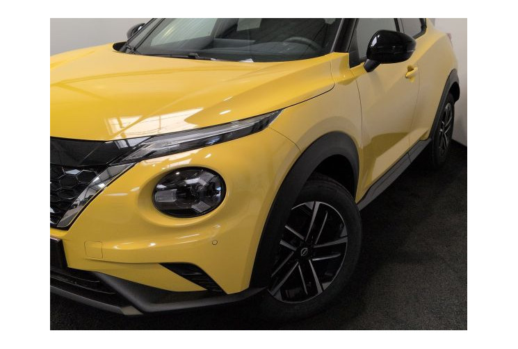 Nissan JUKE II N-Connecta HYBRID 143 Jaune Tonic / toit Noir