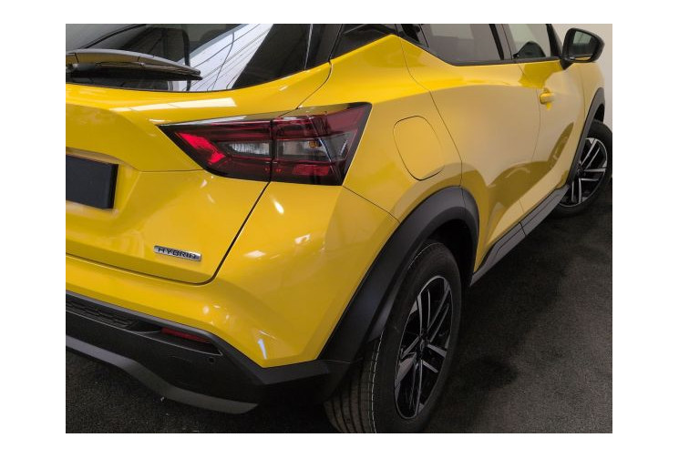 Nissan JUKE II N-Connecta HYBRID 143 Jaune Tonic / toit Noir