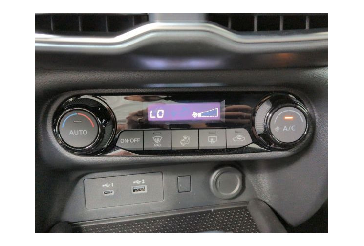 Nissan JUKE II N-Connecta HYBRID 143 Jaune Tonic / toit Noir