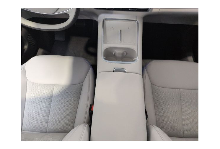 Xpeng G6 - RWD Long Range Arctic White