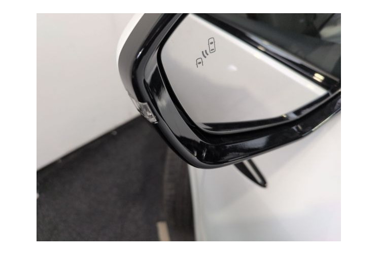 Xpeng G6 - RWD Long Range Arctic White