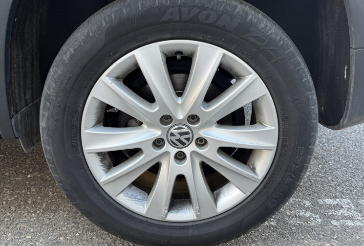 Volkswagen Tiguan 2.0 TDI 140 ch / SUIVI COMPLET VOLKSWAGEN 