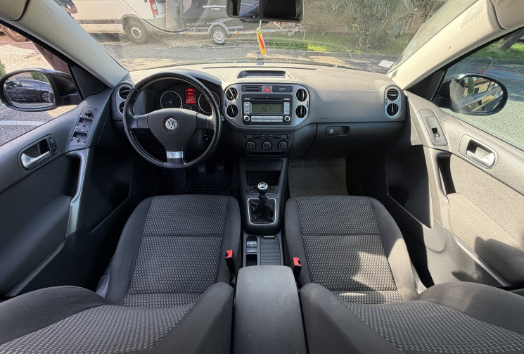 Volkswagen Tiguan 2.0 TDI 140 ch / SUIVI COMPLET VOLKSWAGEN 