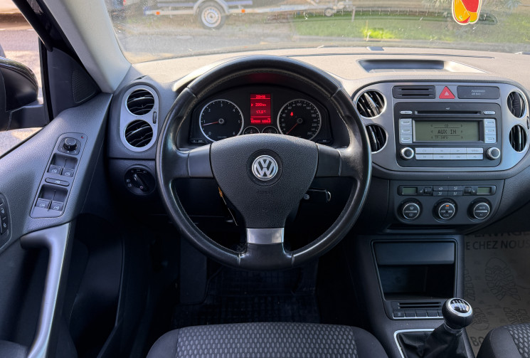 Volkswagen Tiguan 2.0 TDI 140 ch / SUIVI COMPLET VOLKSWAGEN 