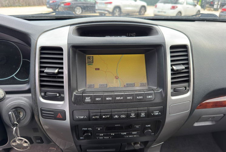 Toyota Land Cruiser KDJ120 SERIES 3.0 D-4D LOUNGE BVA - 8 PLACES / ATTELAGE 