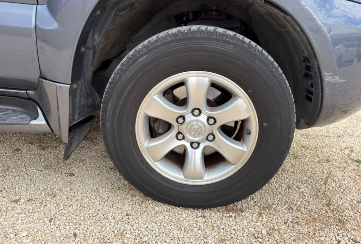 Toyota Land Cruiser KDJ120 SERIES 3.0 D-4D LOUNGE BVA - 8 PLACES / ATTELAGE 